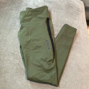 Virus Compression Leggings